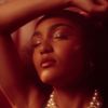 Candice - Premier p&eacute;tales