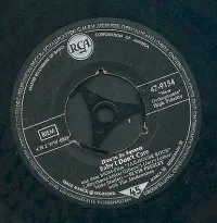 Elvis Presley - (You're So Square) Baby I Don't Care / I Want to Be Free