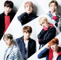 BTS - THE BEST OF 防弾少年団 (JAPAN EDITION)