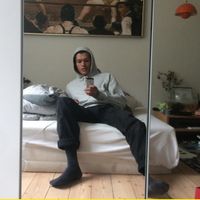 Lil Hawaii - Musik Om Piger