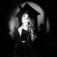 LEXXE - A Haunted House