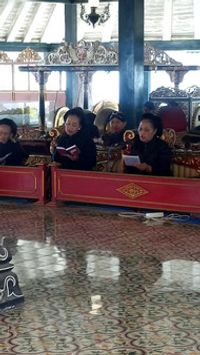 [unknown artist] - Gamelan Music of Central Java