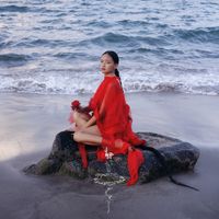 L&Uuml;CY - Dance on the Shoreline