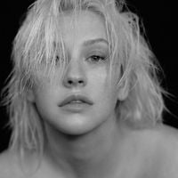 Christina Aguilera - Fall In Line