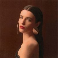 Nina Maia - INTEIRA