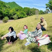 神聖かまってちゃん [Shinsei Kamattechan] - 全世界のカスどもへ乾杯 / 夏のバンド練習っ