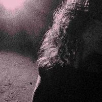 venturing - Famous girl