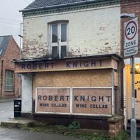 Nailbreaker - Robert Knight Wine Cellar