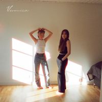 emma & matilda - Veronica