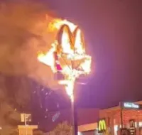Breadman44 - Mcdonalds$ignOnFire.MP3