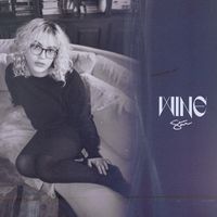 Simone - Wine