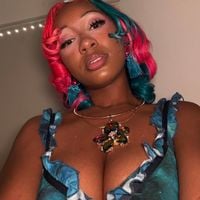 Walking Intrusive Thought - LOVING V VAGINA