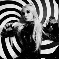 Poppy - X