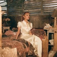 Ariana Grande - twilight zone