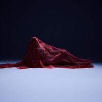 Elley Duh&eacute; - Body Talk