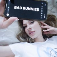 Zs&aacute; Zs&aacute; - bad bunnies