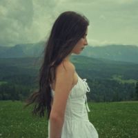 Zuzanna Malisz - Pomiędzy