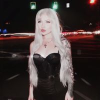 Elizabeth Rose - RED DRAGON