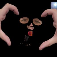 xhef - HEART SHAPE WITH MY HANDS