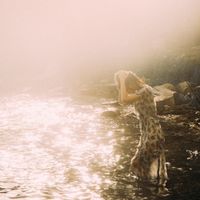 Ella Vos - Watch & Wait