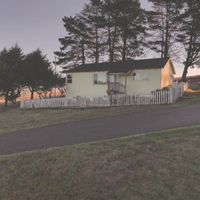 Papervehicle - Yellow House