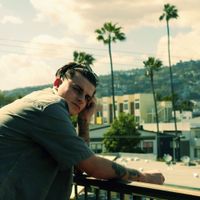 Zach Loizou - She Went LA (Without Her Passport)