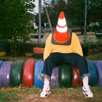 bbno$ - moves