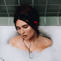 Mimi Webb - You Don't Look At Me The Same