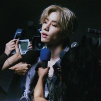 Mark Tuan - hold still