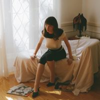Chrissy - Slight Turn