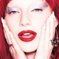 Sophie and the Giants - Pink Champagne