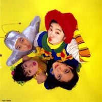 Hi-Posi - 写真にチュー [Shashin ni chū]
