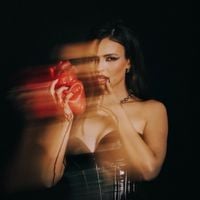 Victoria Justice - Love Zombie