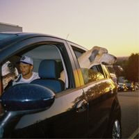 Mom Tudie - Backseat