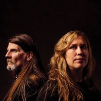 Earth - Cats on the Briar
