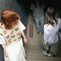 Sotode 外で - призрак