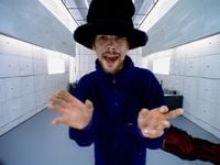 Jamiroquai - Virtual Insanity
