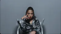 FKA twigs - Glass & Patron