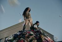 Charli xcx - Guess featuring billie eilish