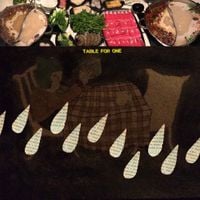 Aro - Table for one