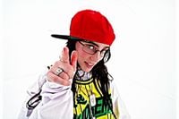Billie Eilish - LUNCH