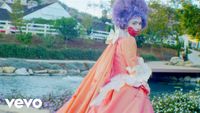 Grimes - Flesh Without Blood / Life in the Vivid Dream