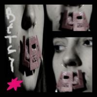 LEALEA - Betsy