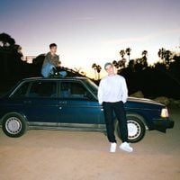 Lauv & Troye Sivan - i'm so tired... (MNEK remix)