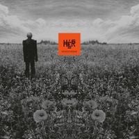 H&eacute;r - Monochrome