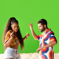 LUDMILLA - Um P&ocirc;r do Sol na Praia