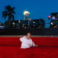 Kesha - RED FLAG.