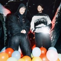 МОЛОДОСТЬ ВНУТРИ [MOLODOST' VNUTRI] - Тростинка