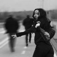 Celia Es Cel&iacute;aca - Pretendientes Contundentes