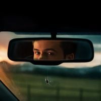 Citizen - HANGING ON BY A THREAD